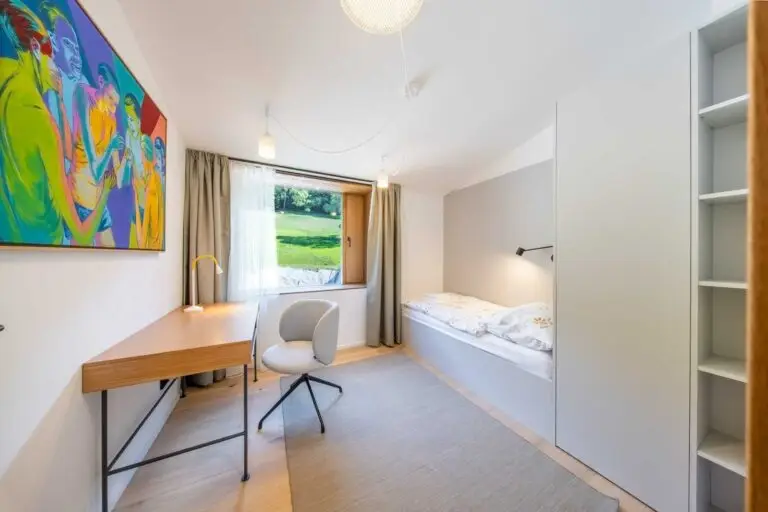 Family-residence-3br (2)