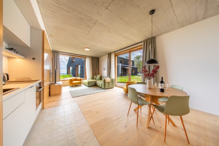Apartment (3)